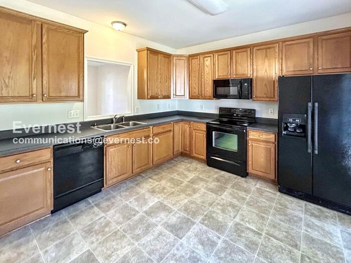 6700 W Davista Ave - Photo 2 of 22