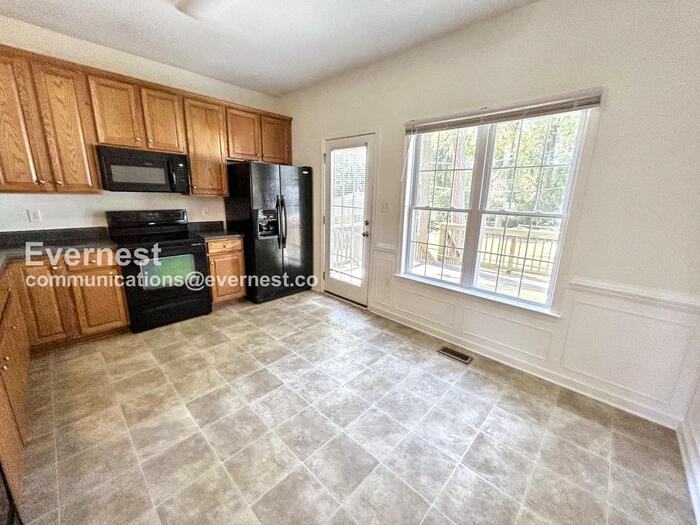 6700 W Davista Ave - Photo 3 of 22