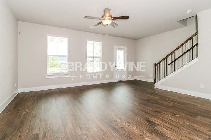 977 Valtek Ct - Photo 3 of 32