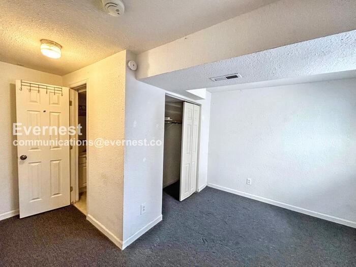 663 Seawell Dr - Photo 3 of 27