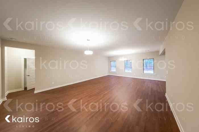 11449 Crimson Ridge Road - Photo 5 of 16