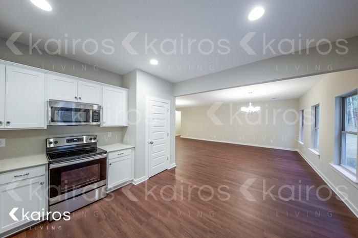 11449 Crimson Ridge Road - Photo 6 of 16