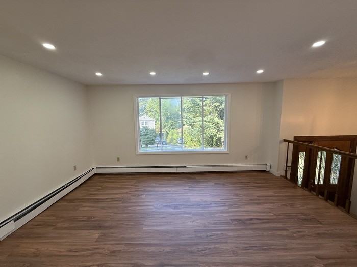 8 Abbott Dr #1 - Photo 5 of 34