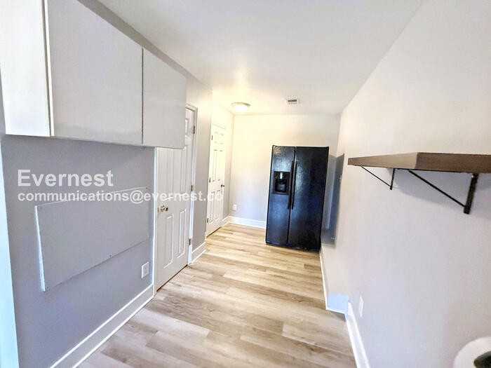 1406 17th Ave S #3 - Photo 5 of 17