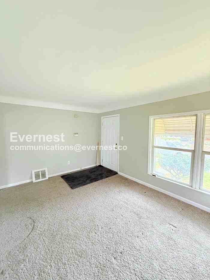 4488 Maryland Street - Photo 5 of 21