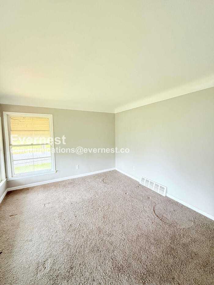 4488 Maryland Street - Photo 7 of 21