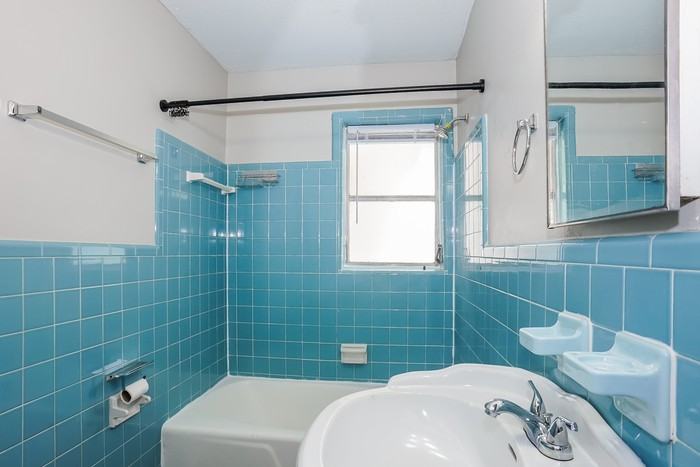 445 Birch Street - Photo 7 of 12