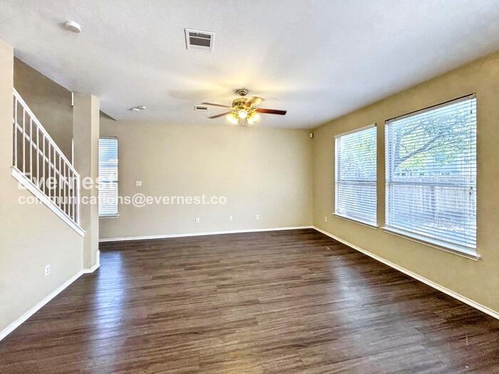 3605 Texas Topaz Dr - Photo 4 of 20