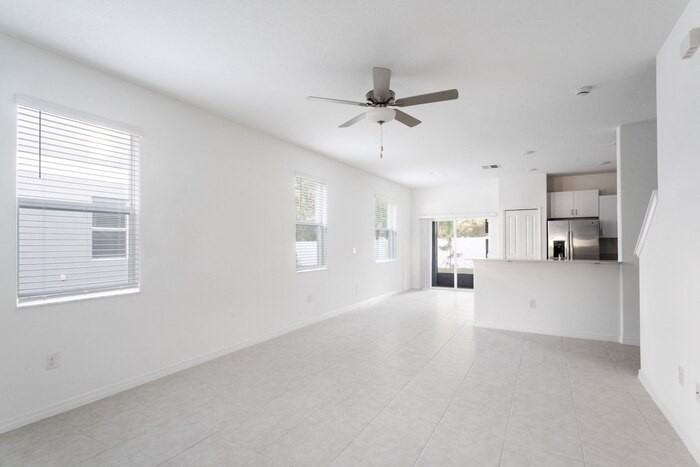 38119 Fallstone Way - Photo 7 of 50