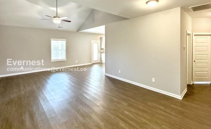 1020 Echo Ridge Rd - Photo 5 of 25