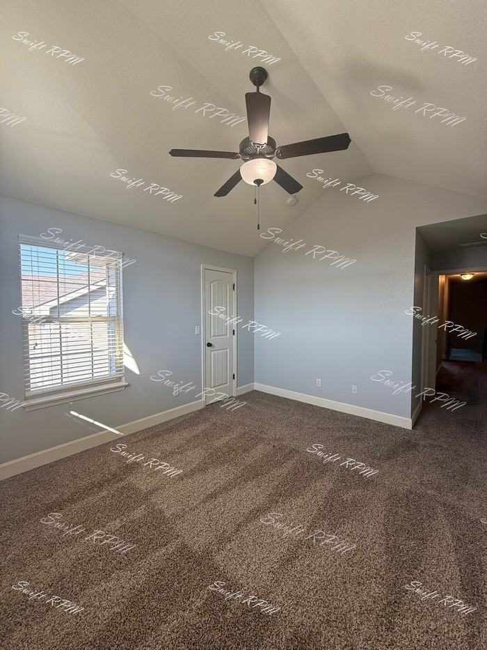 2211 Sw Burning Wood Ln #2-1 - Photo 3 of 21