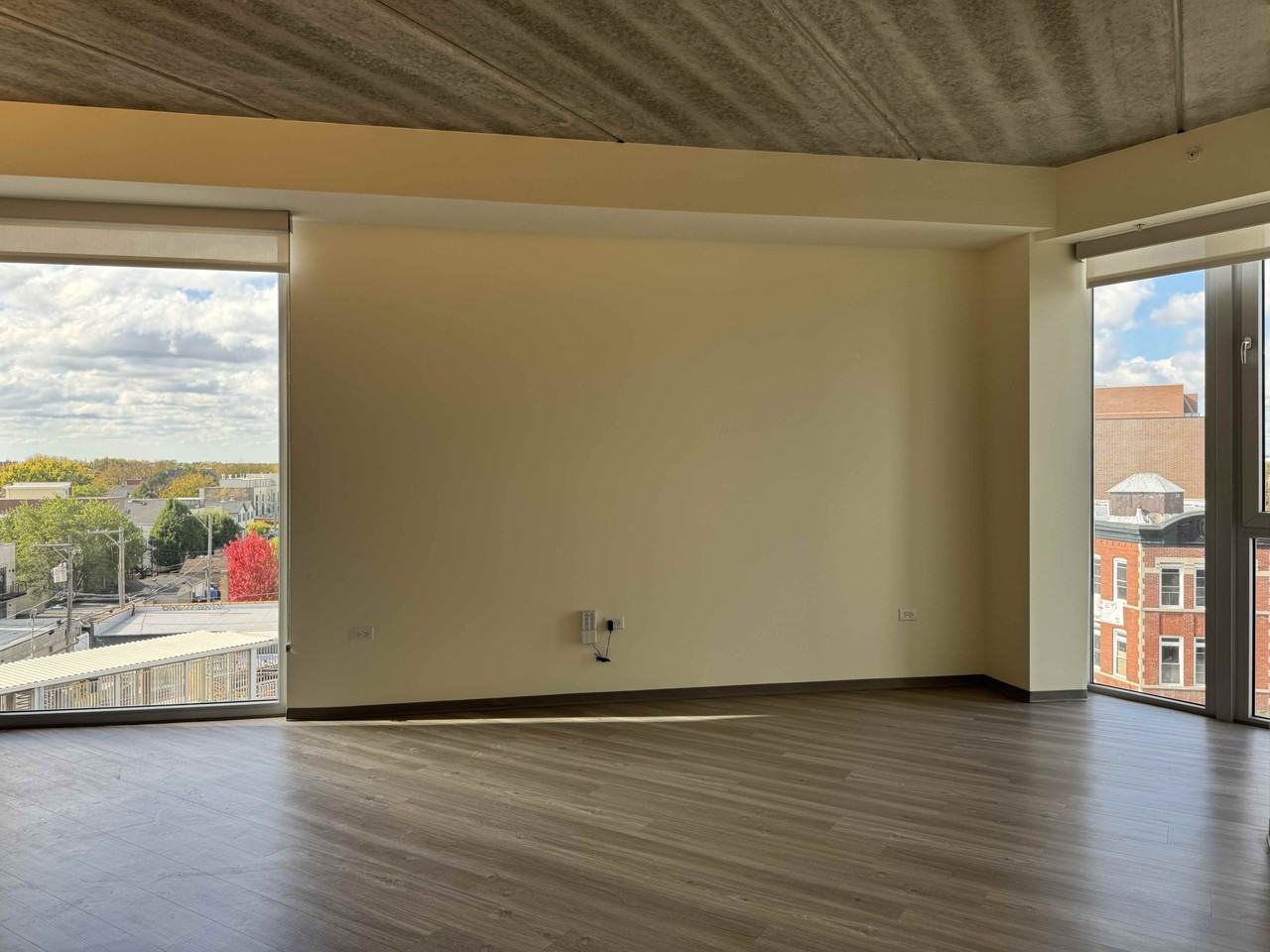 1922 N Milwaukee Ave #406 - Photo 3 of 16