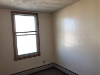 237 Lexington St #3 - Photo 5 of 9