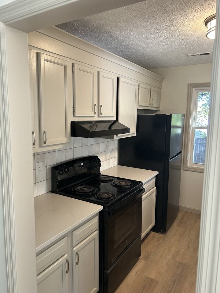 722 Washburn St #NA - Photo 3 of 10