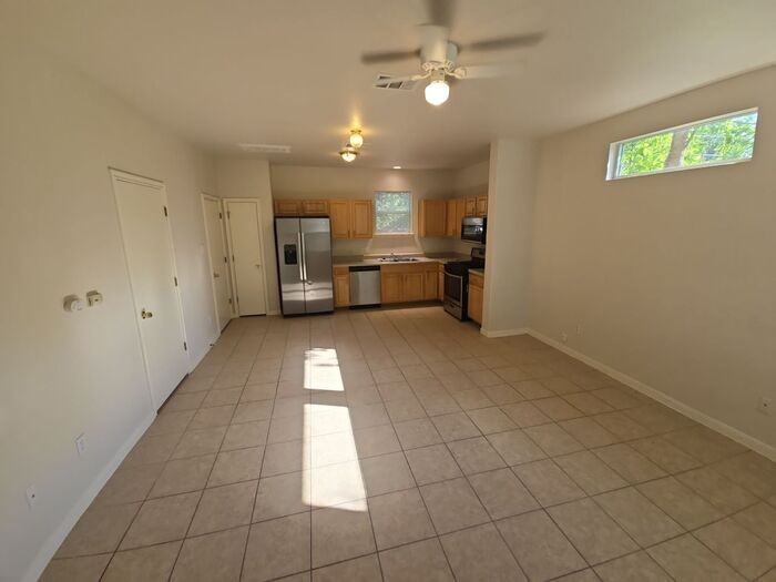 1125 Map Street #B - Photo 3 of 13