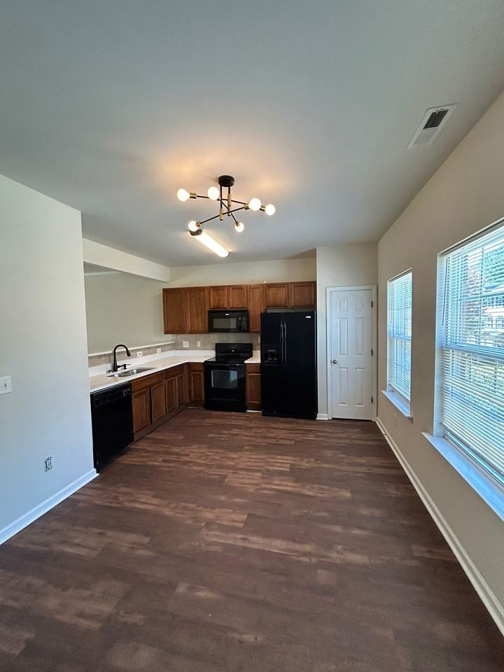 108 Gallent Hedge Trail - Photo 6 of 14