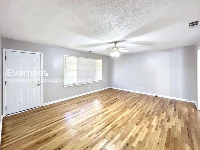 1214 Calhoun Ave #A - Photo 5 of 20