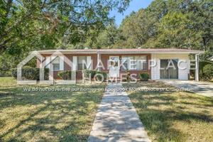 featured image of 208 Webb Avenue