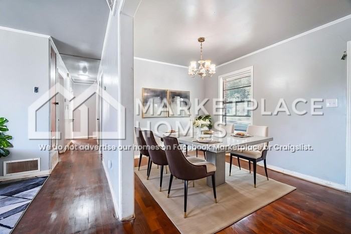 208 Webb Ave - Photo 6 of 17