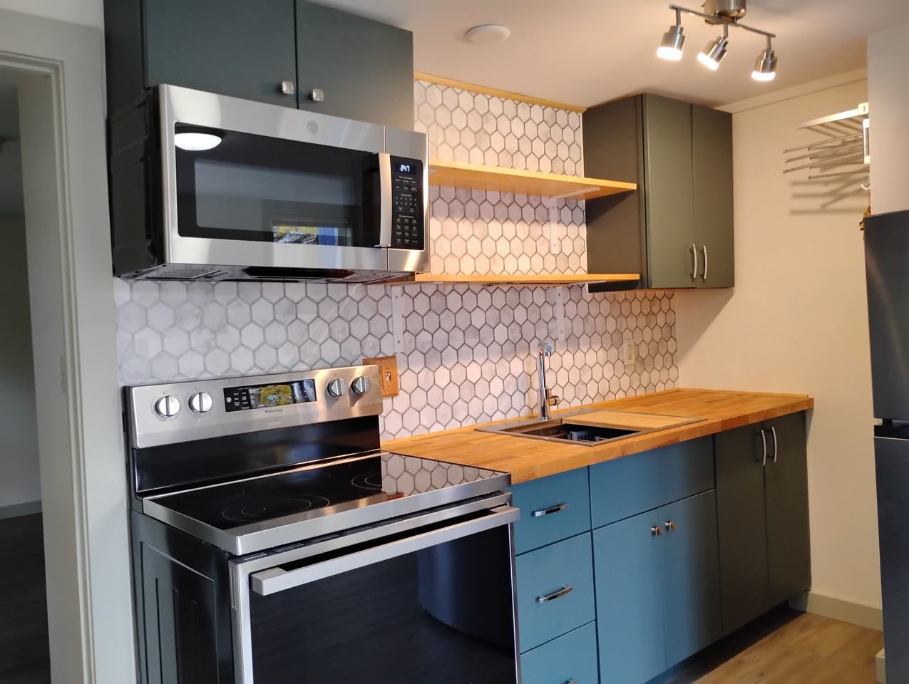 4 Westminster St #4 - Photo 2 of 13