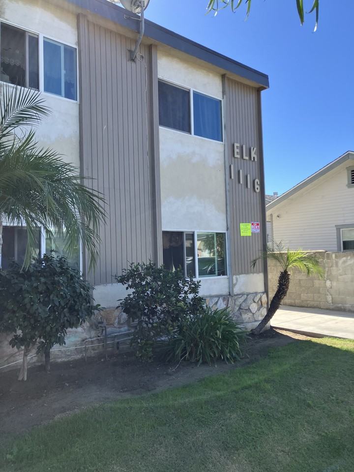 1116 East Elk Avenue #5 - Photo 3 of 7