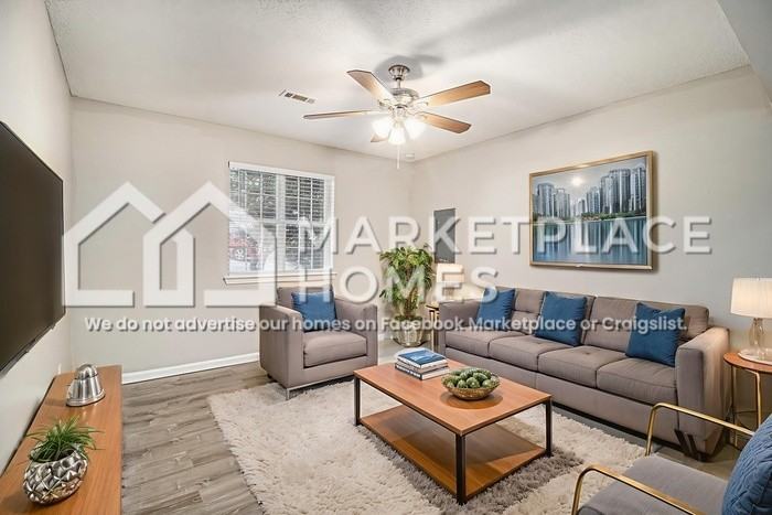 5028 Chadwick Court #B - Photo 5 of 20