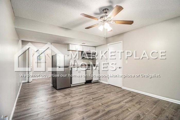 5028 Chadwick Court #B - Photo 7 of 20