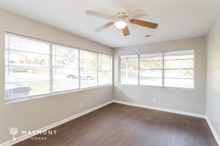 3417 Knollcrest Drive - Photo 6 of 12