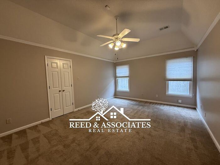 9371 Helmsley Dr - Photo 5 of 12