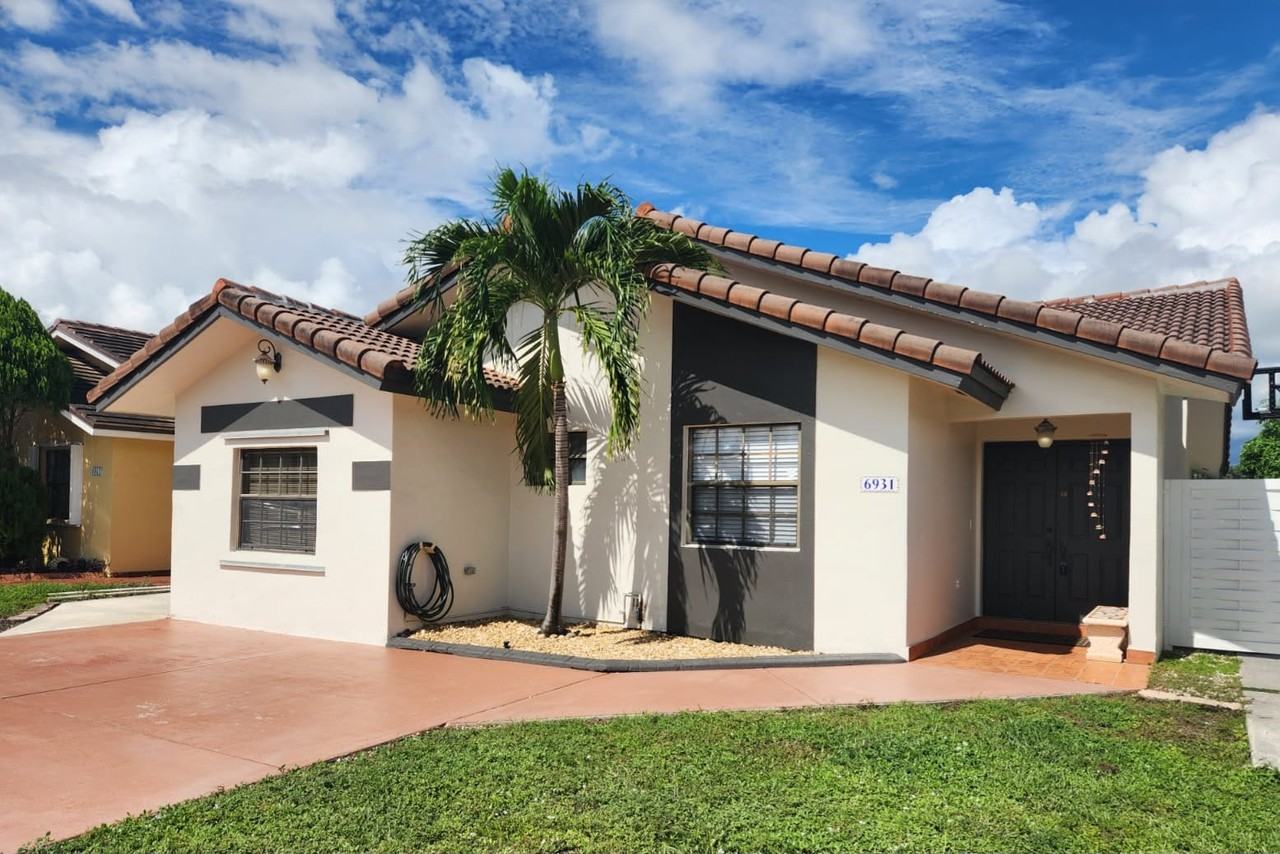 6931 Northwest 169th Terrace #NA