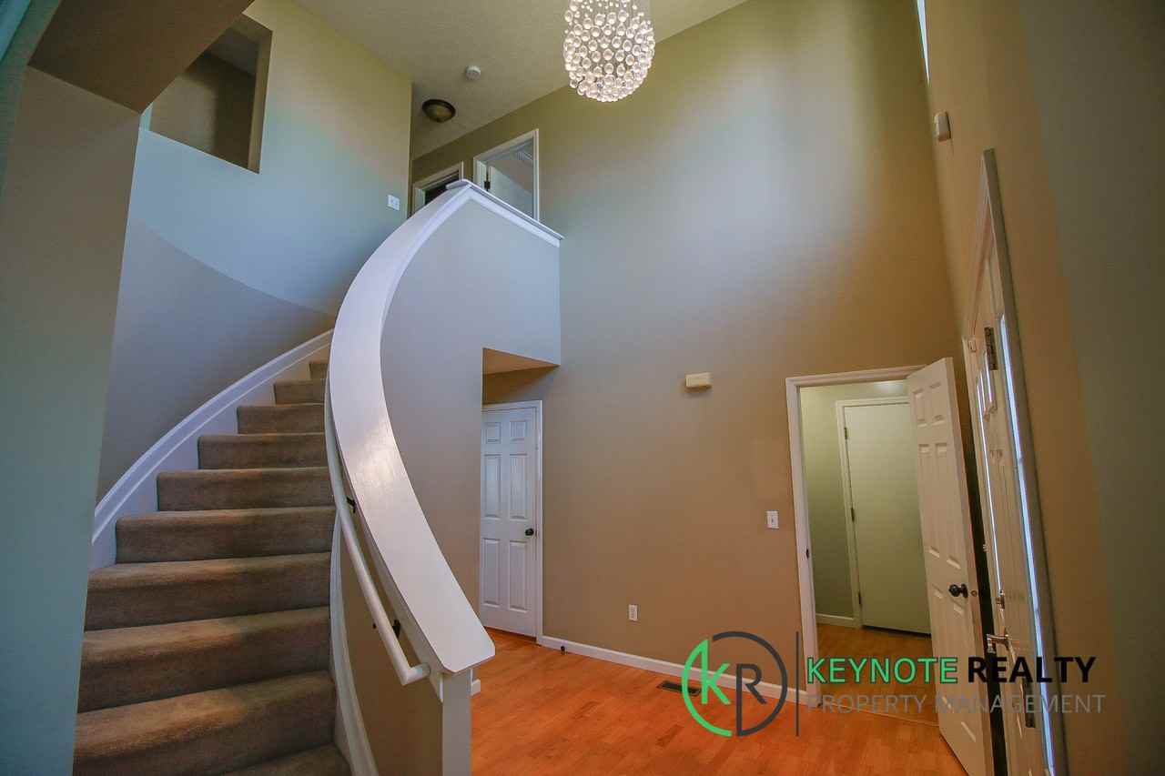 7691 Harwood Ct #NA - Photo 3 of 30