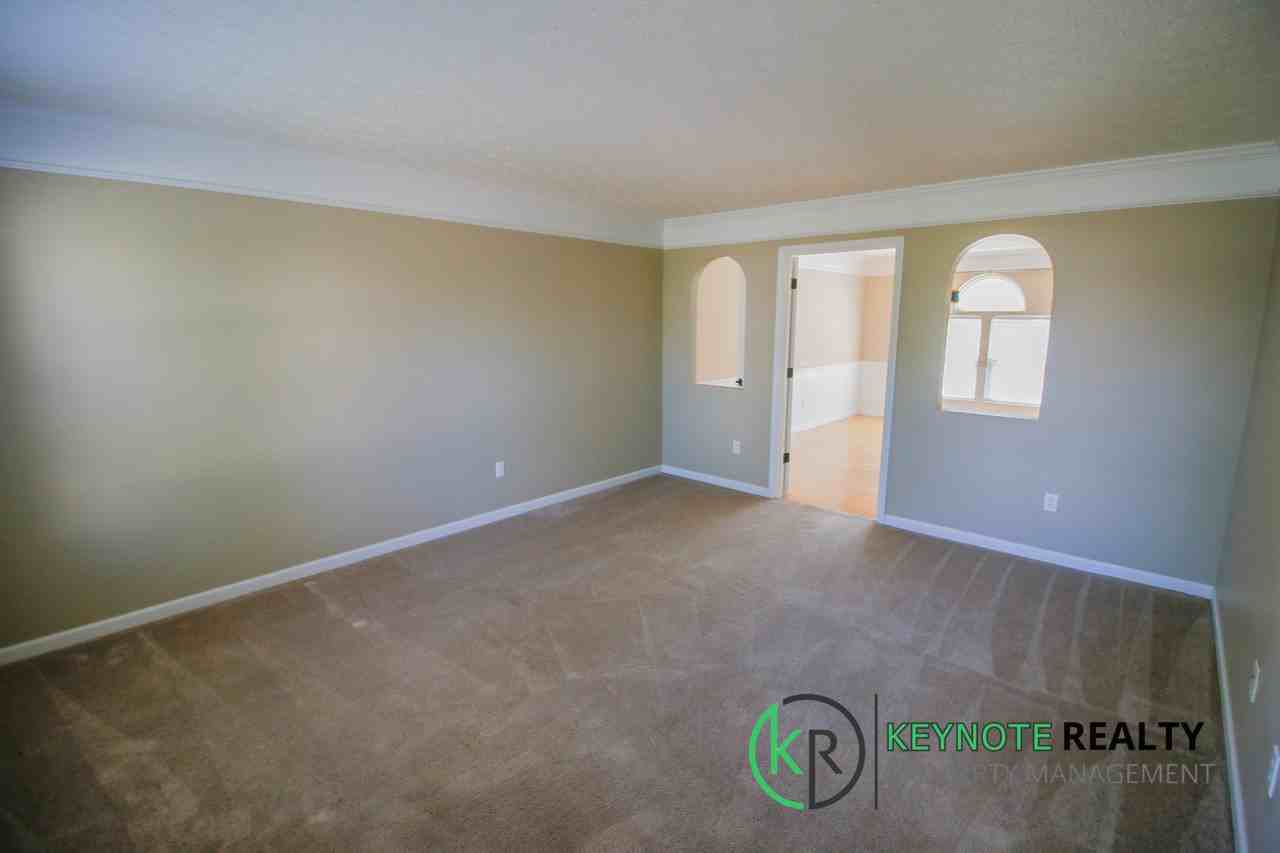 7691 Harwood Ct #NA - Photo 6 of 30