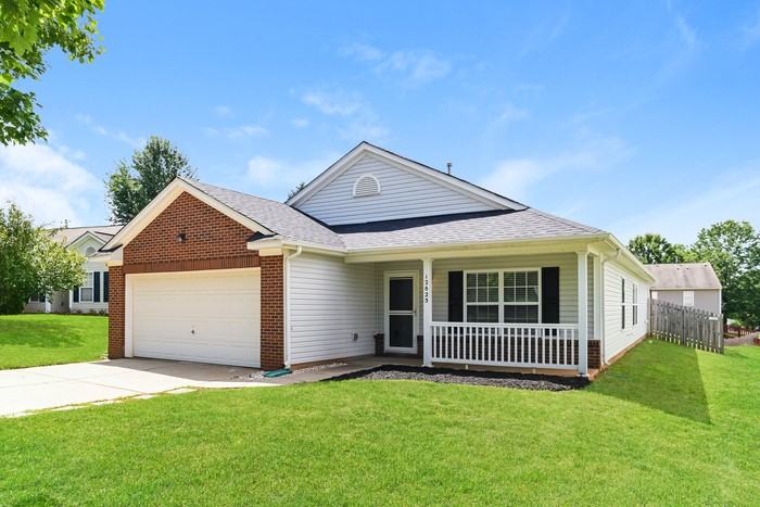 12825 Old Iron Ln - Photo 4 of 13