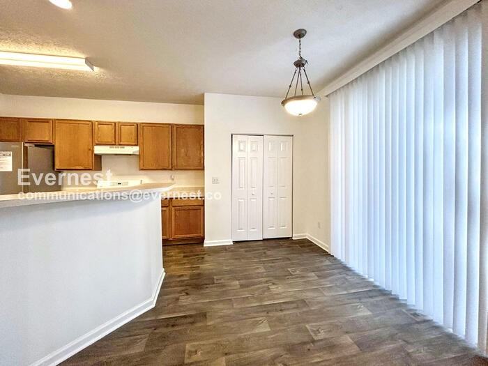 218 Copperbend Dr - Photo 5 of 26