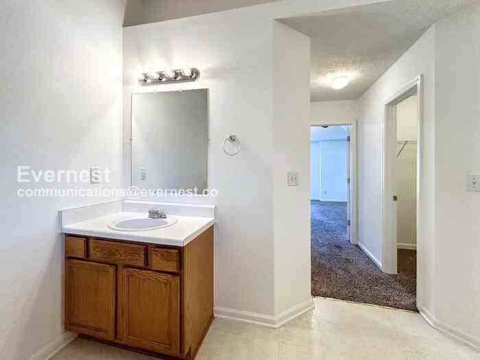 218 Copperbend Dr - Photo 7 of 26