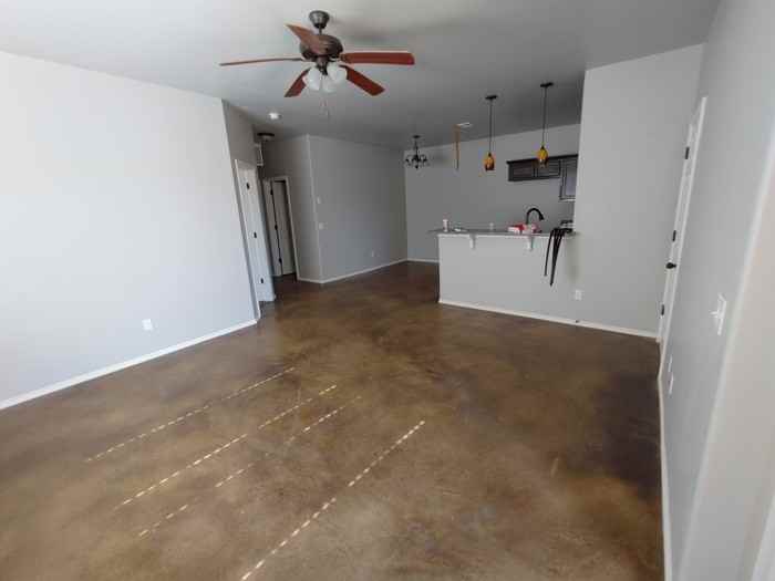 1852 Cypress Ln - Photo 3 of 11