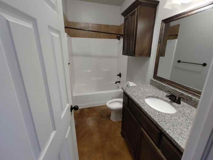 1852 Cypress Ln - Photo 6 of 11