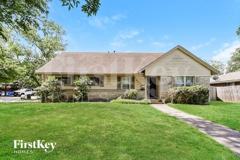 902 Poinsettia Drive - Photo 1 of 1