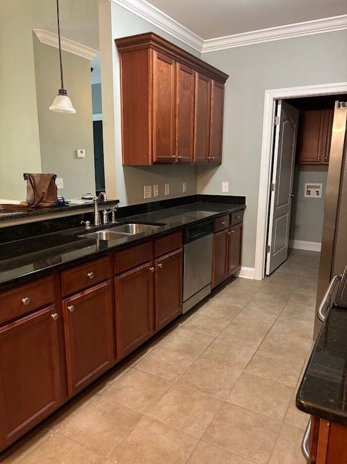 89 Gallery Drive #202 - Photo 5 of 21