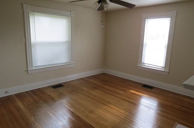 2802 W Old Duvall Ct - Photo 4 of 22