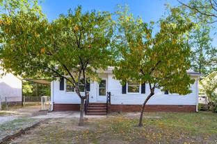 4232 Romaine St - Photo 1 of 1