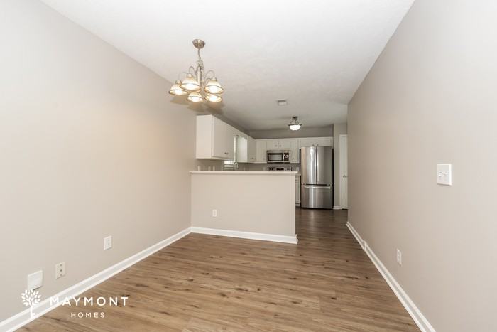 431 New York University Place - Photo 5 of 12