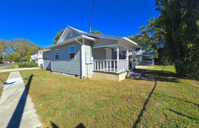 9447 Peachtree Street - Photo 2 of 31