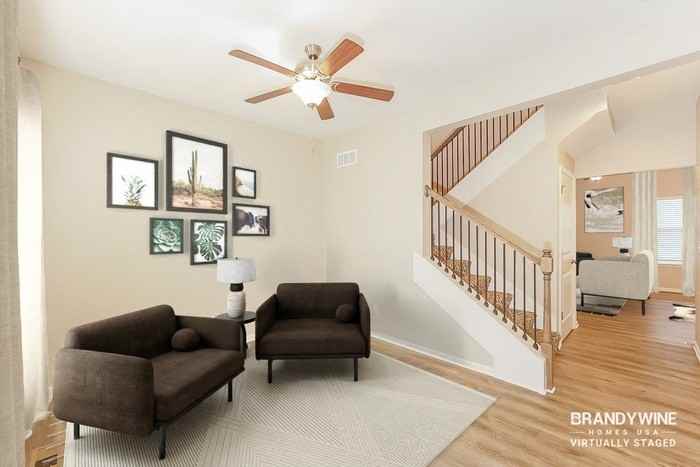 711 Poplar Court - Photo 4 of 36