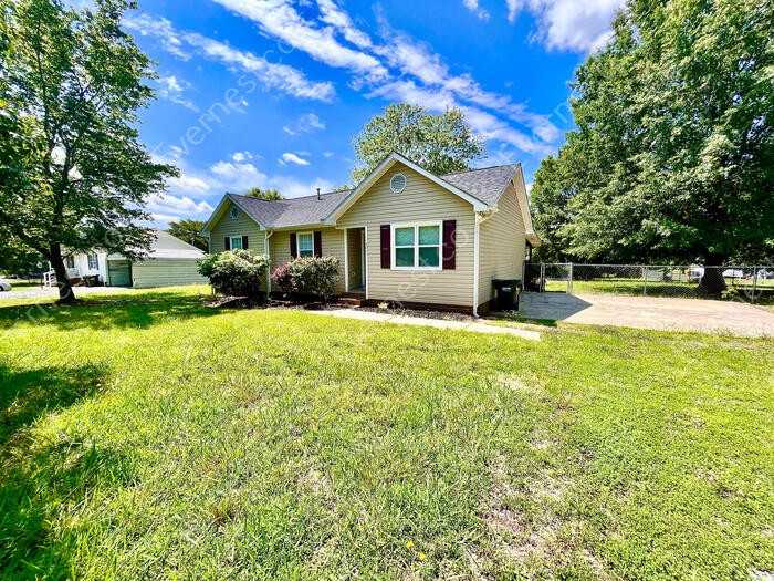 5111 Hampton Meadows Road - Photo 2 of 22