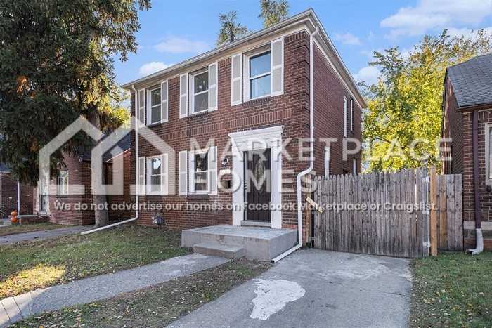 15033 Hartwell St - Photo 5 of 29