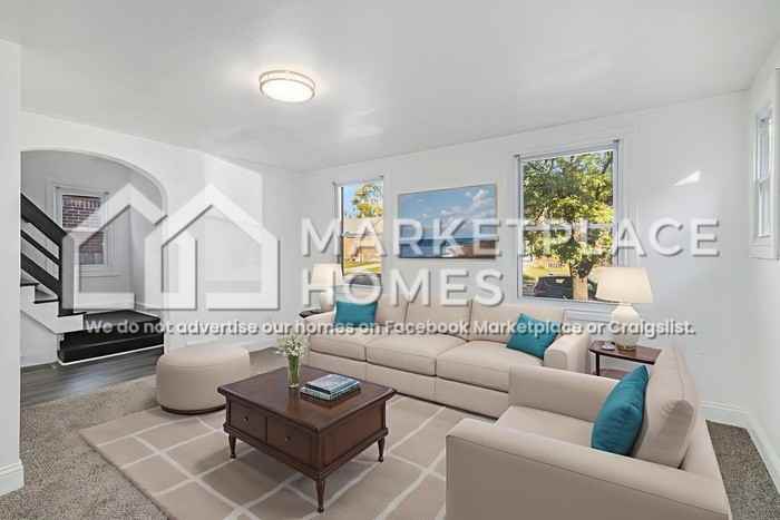 15033 Hartwell St - Photo 7 of 29