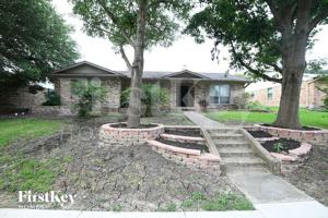 featured image of 2912 Yorktown Rd