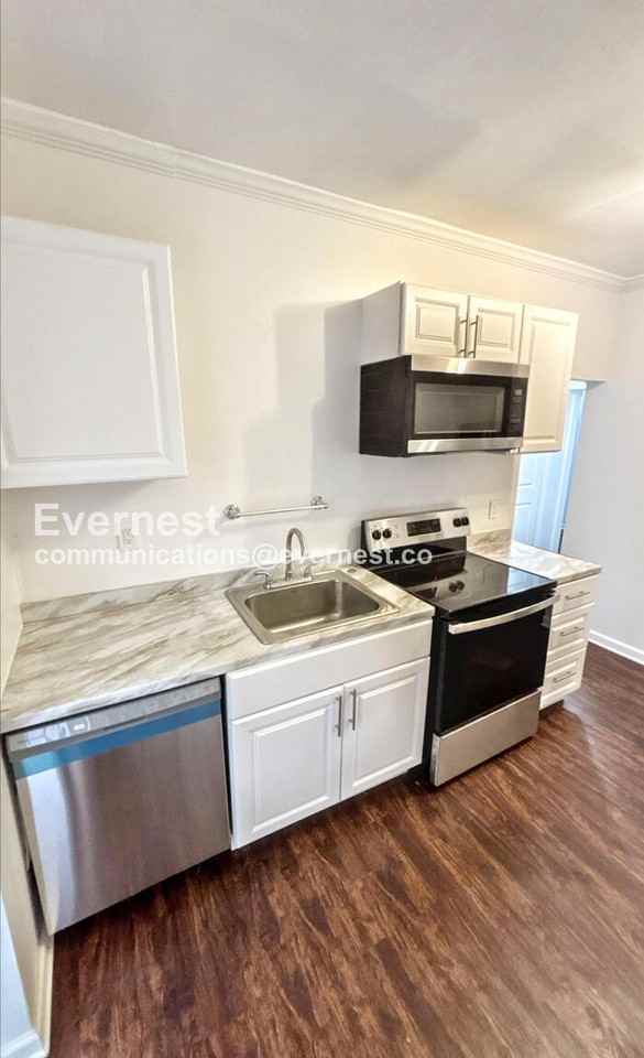 7613 Virginia Avenue - Photo 6 of 22