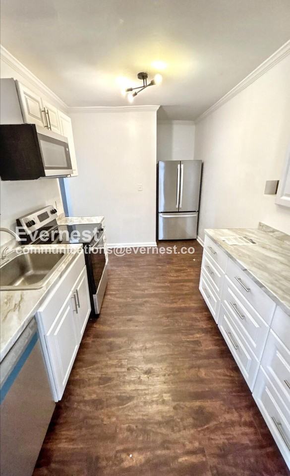 7613 Virginia Avenue - Photo 7 of 22